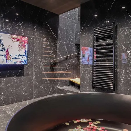 Interior Design & Small Pool - 2p - Monceau