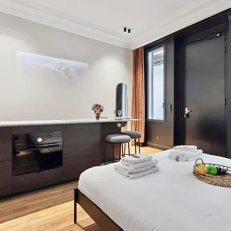 Interior Design & Small Pool - 2p - Monceau * Paris